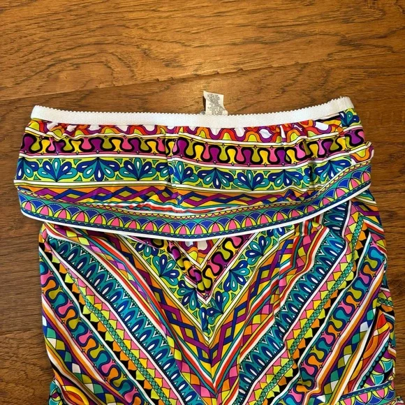 Trina Turk Peruvian Stripe Swimsuit Romper Cover Up Multicolor Halter Top Size M - Picture 8 of 14